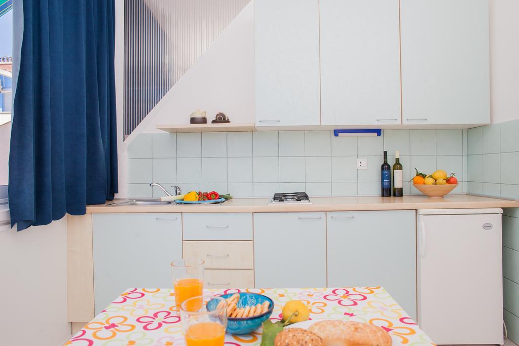 Hana Home - Apartments Tisno Eksteriør billede