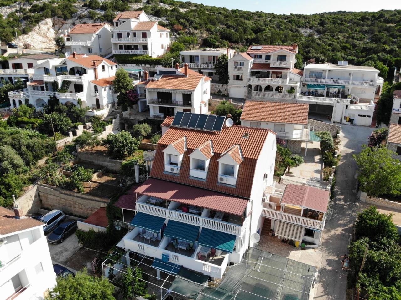 Hana Home - Apartments Tisno Eksteriør billede